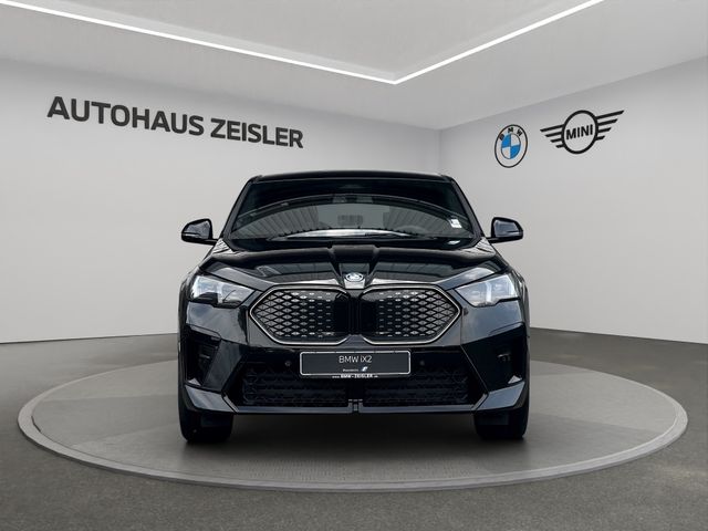 Foto Nummer 5: BMW iX2