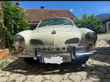 Volkswagen Karmann Ghia - weiße Volkswagen Karmann Ghia