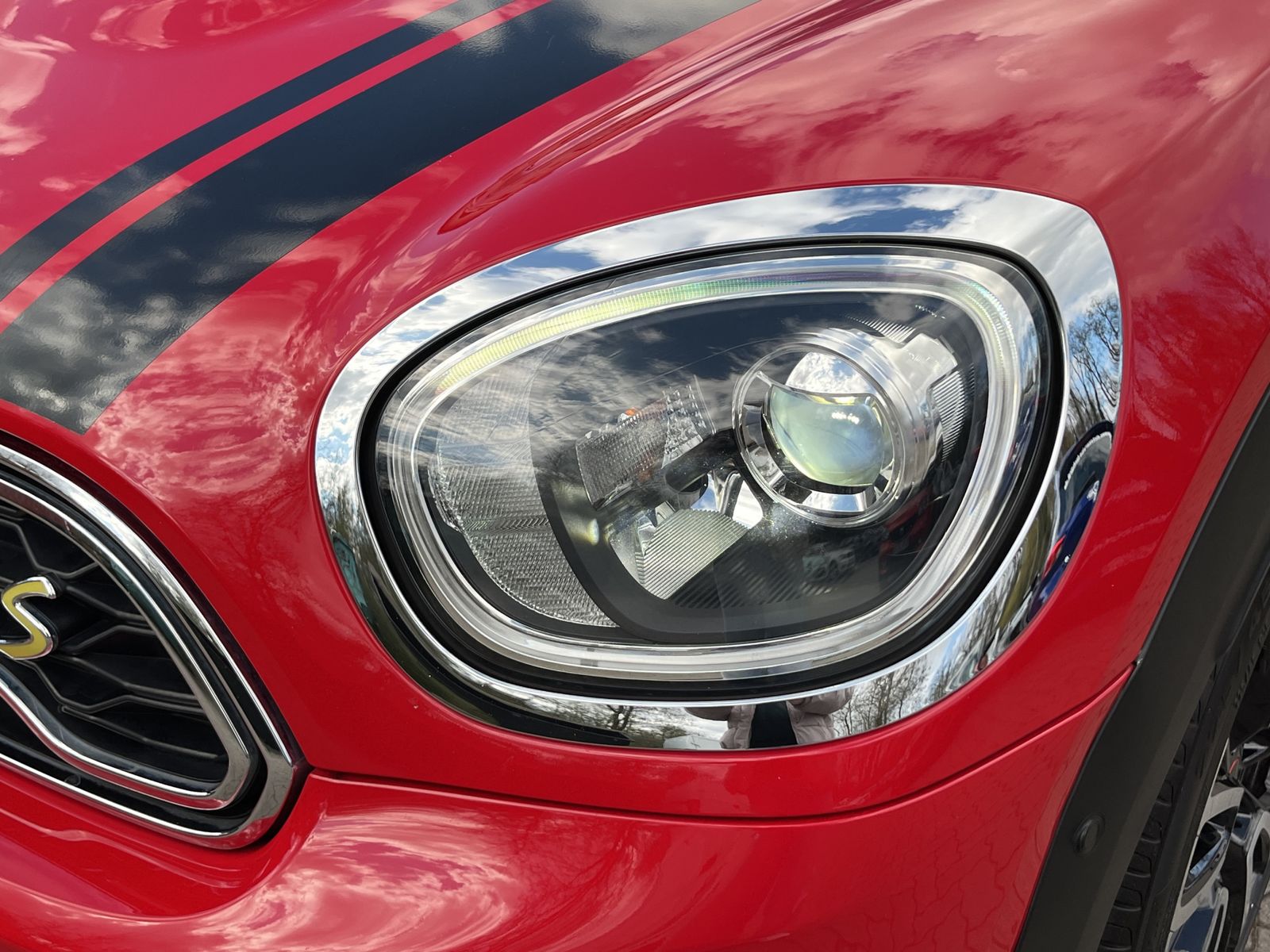 Fahrzeugabbildung MINI Countryman SE (Cooper) *NAVI*HUD*KEYL*LED*KAMERA