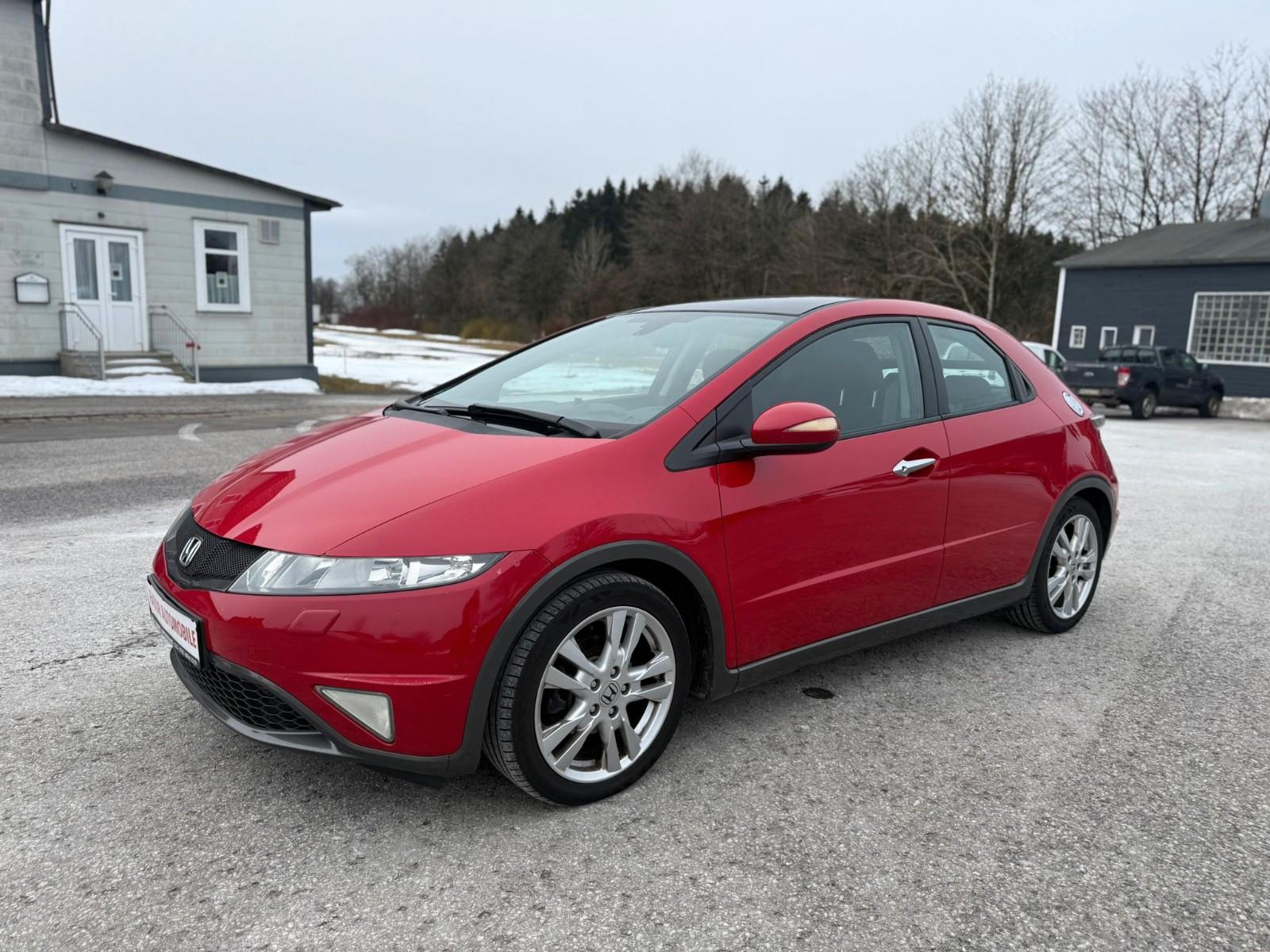 Honda Civic Lim. 5-trg. 1.8 Executive - Tüv 09 / 2027