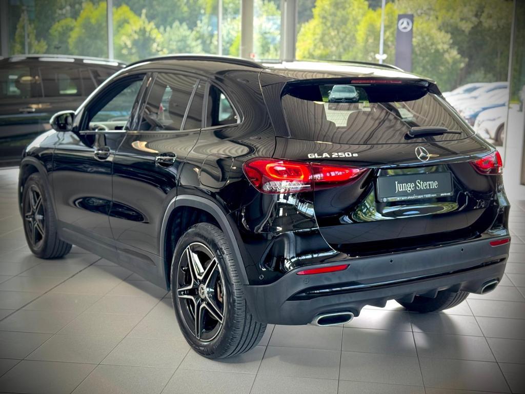 Mercedes-Benz GLA 250