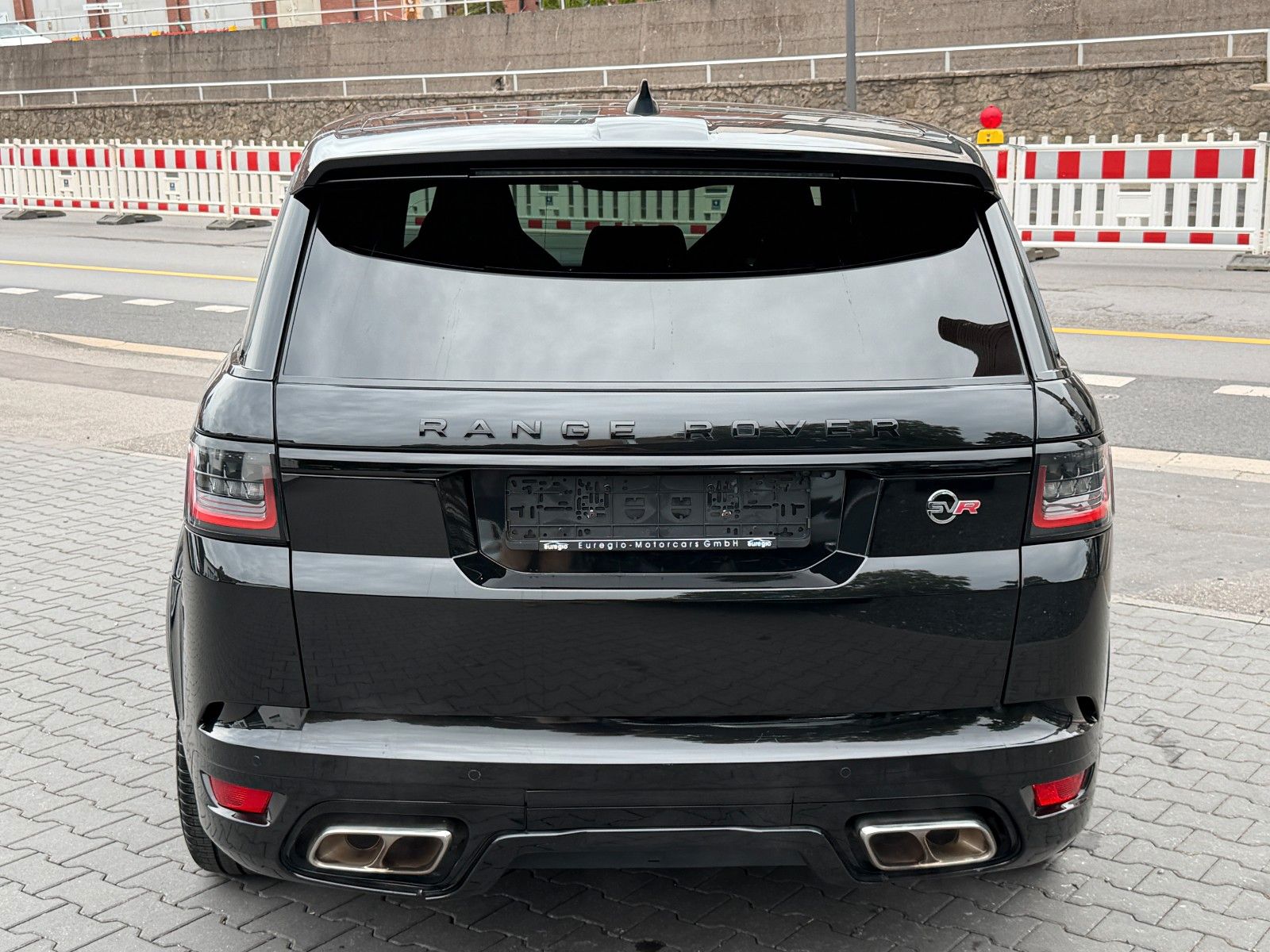Land Rover Range Rover Sport SVR Aut. 1 Hand - /// foto 23