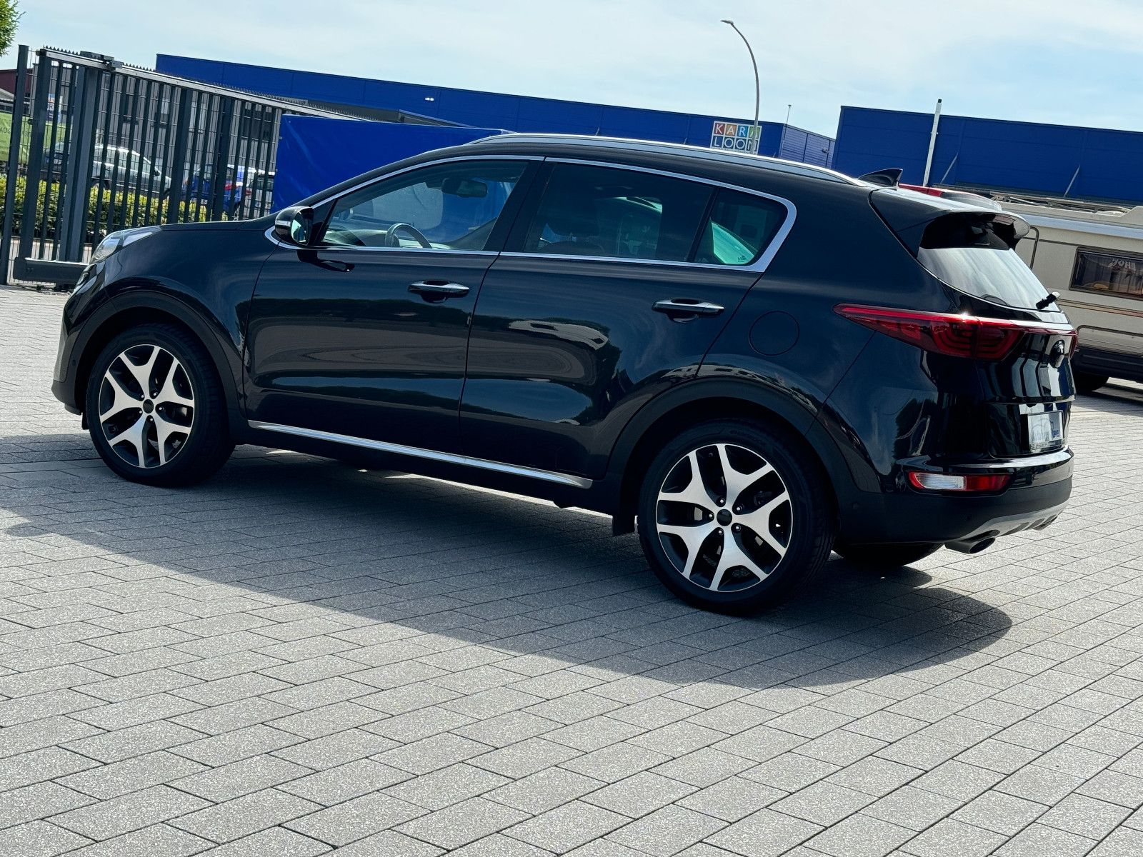 Fahrzeugabbildung Kia Sportage GT-Line 4WD,Navi,Leder,Sitzh,Kamera v+h