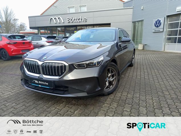 BMW 520i Matrix/Navi/HUD/Leder/360°Kamera/Harman+Kar