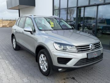Volkswagen Touareg - 2
