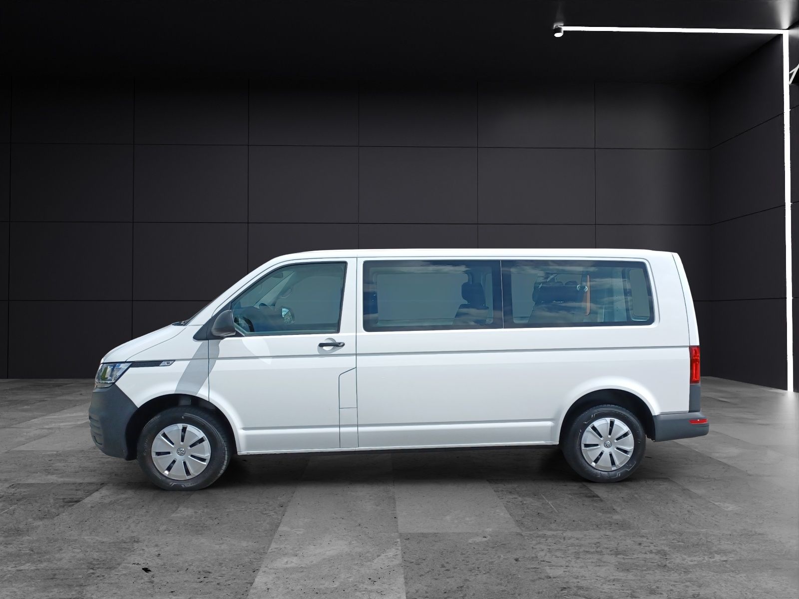 Fahrzeugabbildung Volkswagen T6 Kombi T6.1 TDI 9-Sitzer LR Klima GRA RFK SH
