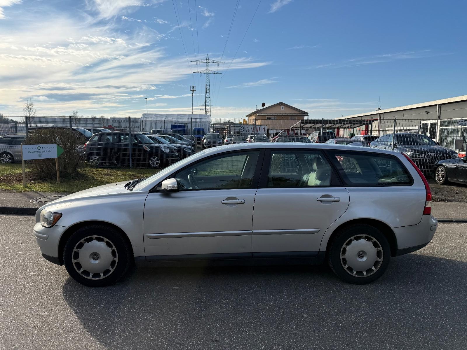 Volvo V50 2007 — photo 8