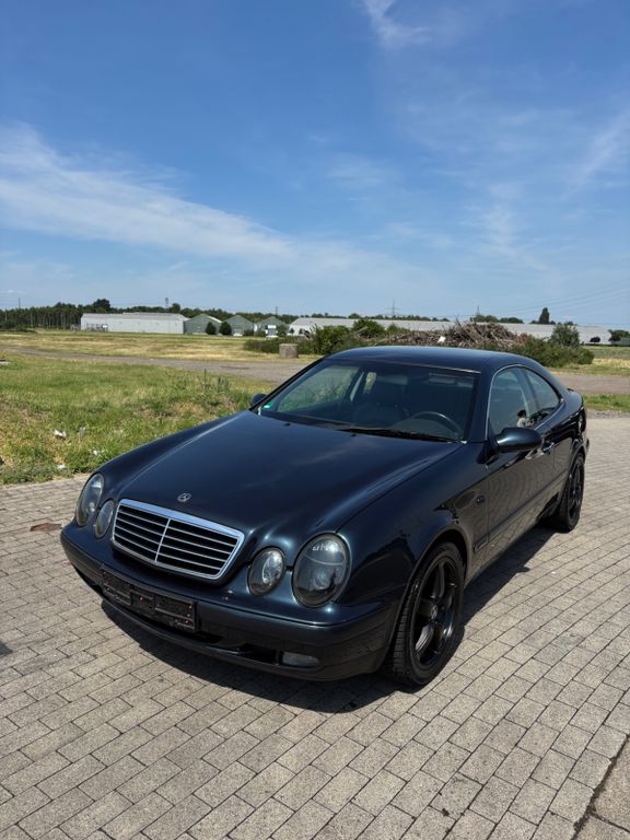 Mercedes-Benz CLK 200