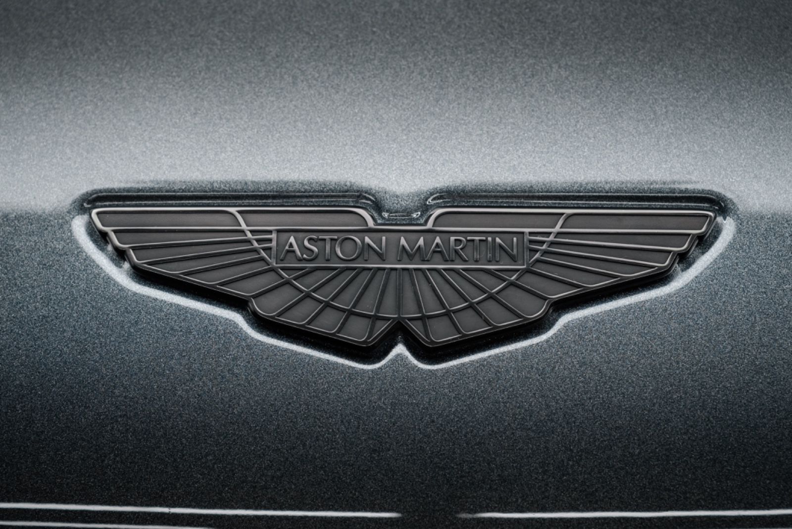 Fahrzeugabbildung Aston Martin DBS 770 Ultimate Volante 1 OF 199/CARBON/BUCKET