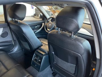 BMW 320 d Lim. *Schiebedach*Navi*Klima*Vollleder*DAB