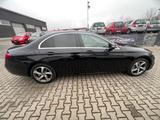 Mercedes-Benz E 220d 4Matic/Head Up/Burmester/360° Kamera/LED - scheckheftgepflegte Mercedes E 220