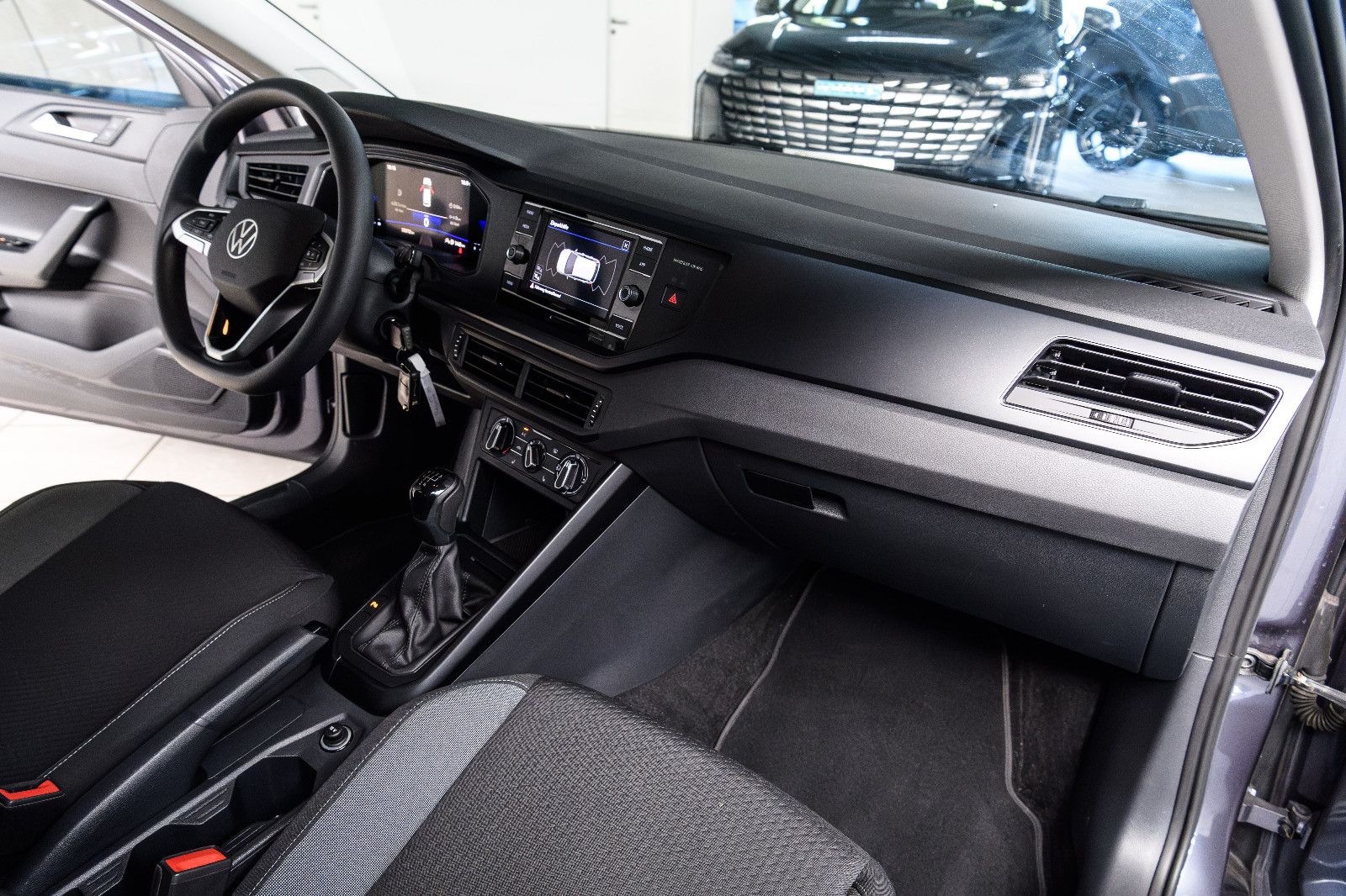 Fahrzeugabbildung Volkswagen Polo 1.0l 59kw+Klima+LED+GJ-Reifen+SHZ