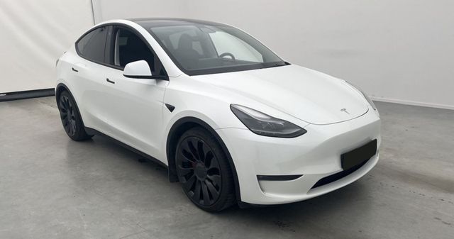 Tesla Model Y Performance AWD 534hp Towbar