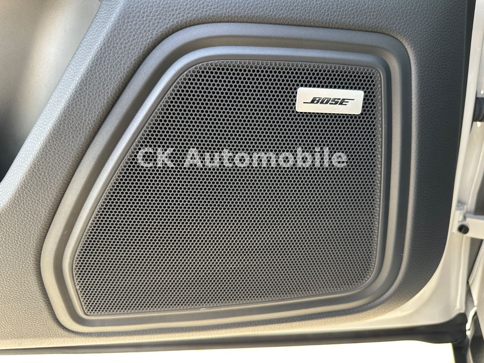 Fahrzeugabbildung Porsche Macan S Car Connect/Navi/LED/BOSE/Kamera/AHK
