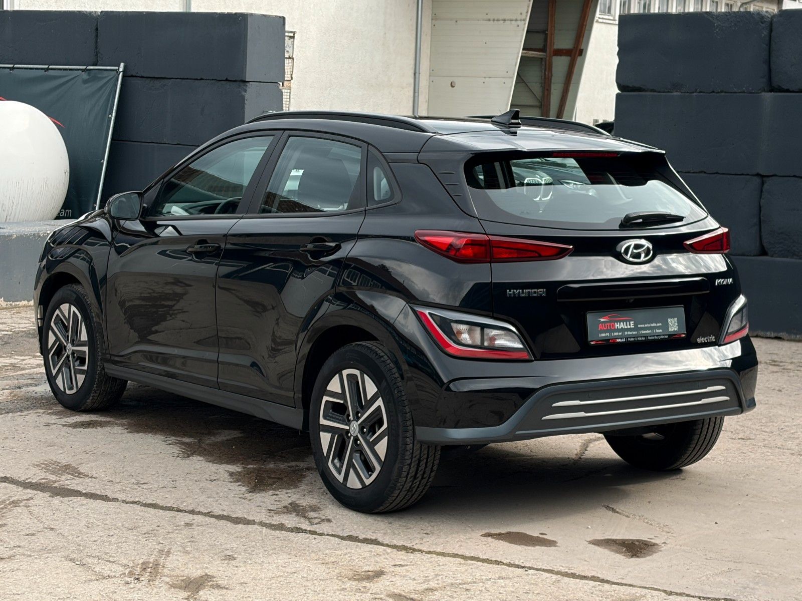 Fahrzeugabbildung Hyundai KONA E Select SHZ LHZ ACC PDC CAM CarPlay Navi