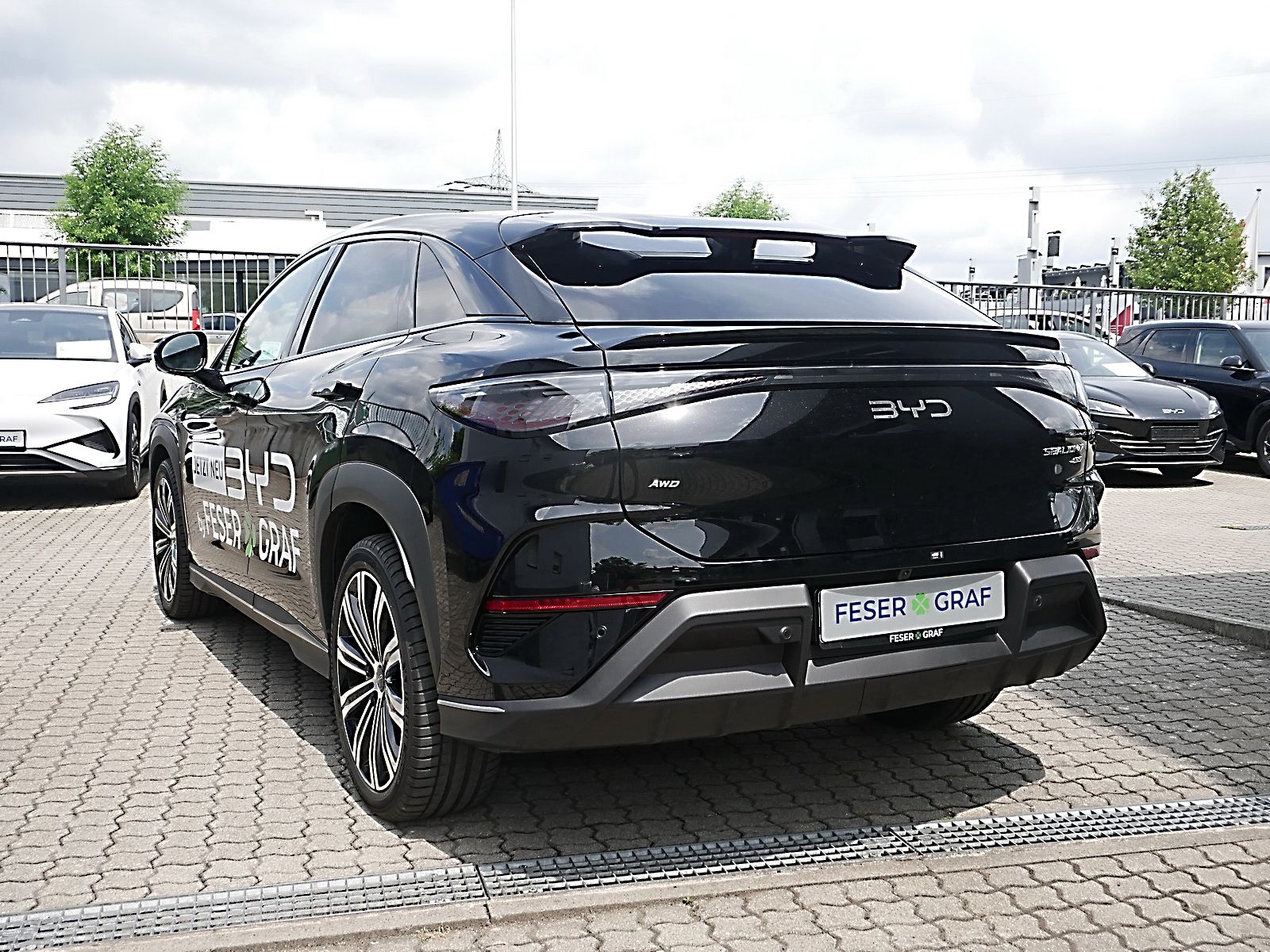 BYD SEALION 7