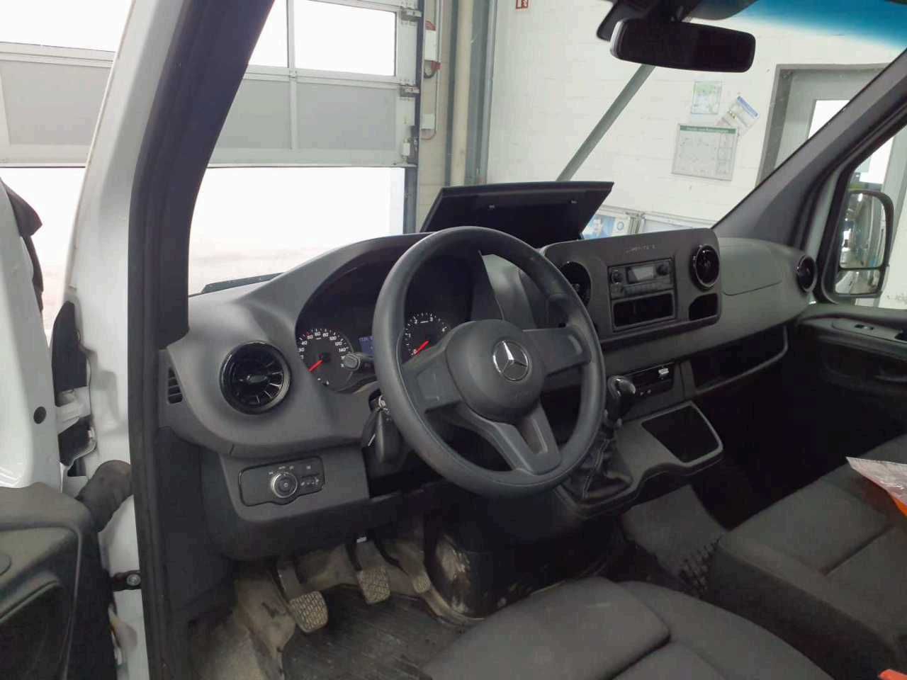 Fahrzeugabbildung Mercedes-Benz Sprinter 315 CDI DoKa/Mixto AHK3,5t Klima Kamera