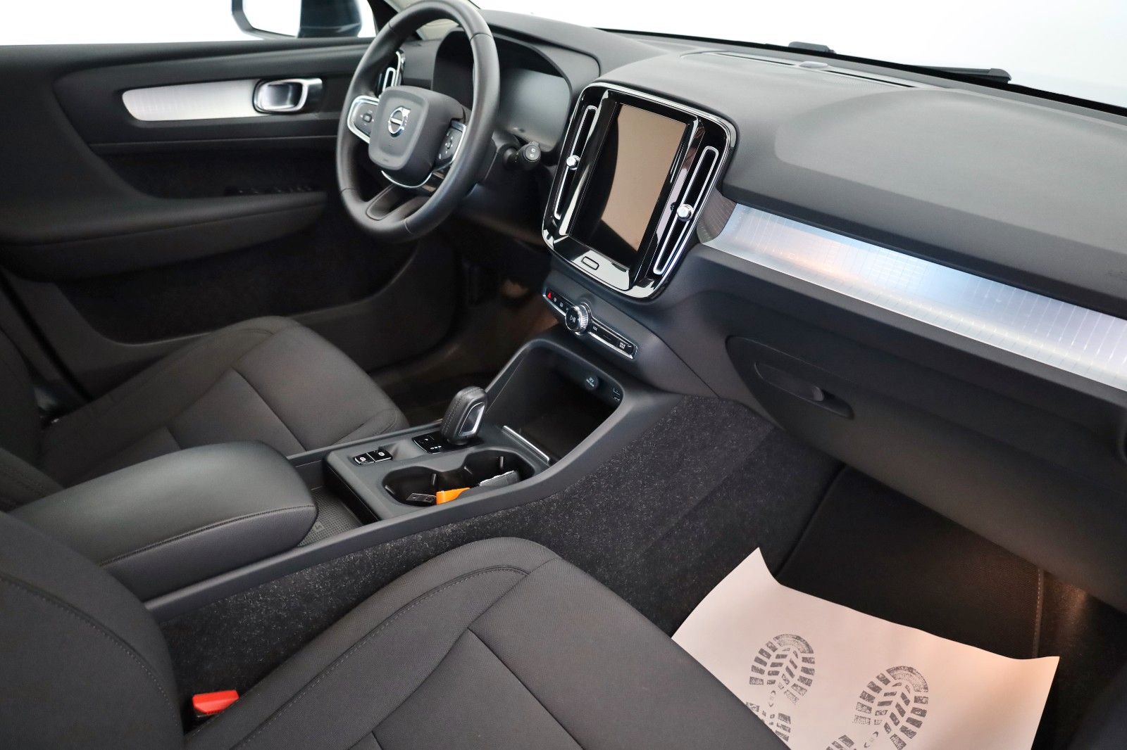 Fahrzeugabbildung Volvo XC40 Inscription Expr. Recharge Navi,LED,Apple C