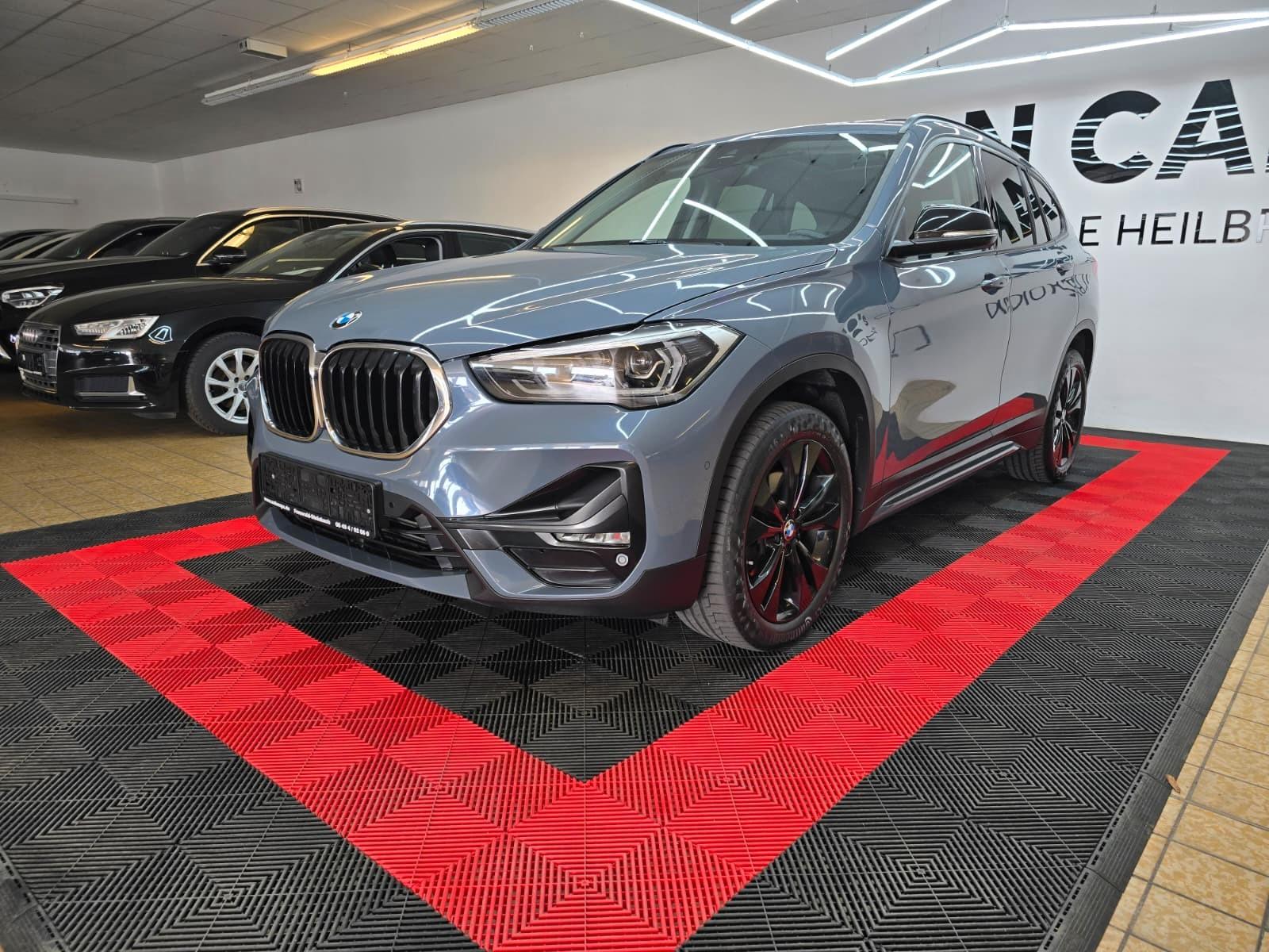 BMW X1 sDrive18d*1-Hand*Sport-Line*Panorama*Leder*LE