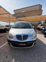 Lancia MUSA 1.4 16V Platino - Lancia MUSA Platino mit Benzin-Antrieb