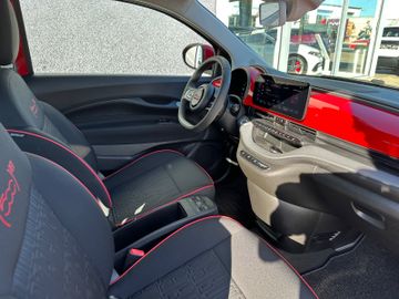 Fahrzeugabbildung Fiat 500 e Red