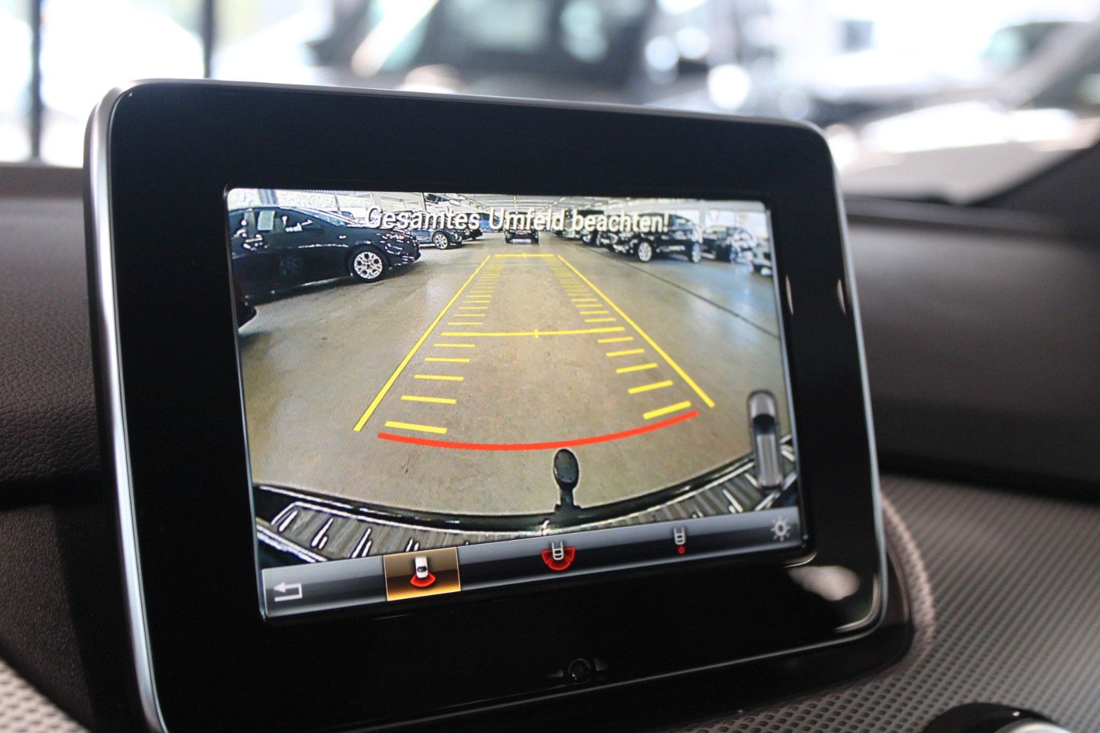 Fahrzeugabbildung Mercedes-Benz B 180 CDI Urban NAVI + PANORAMADACH + AHK