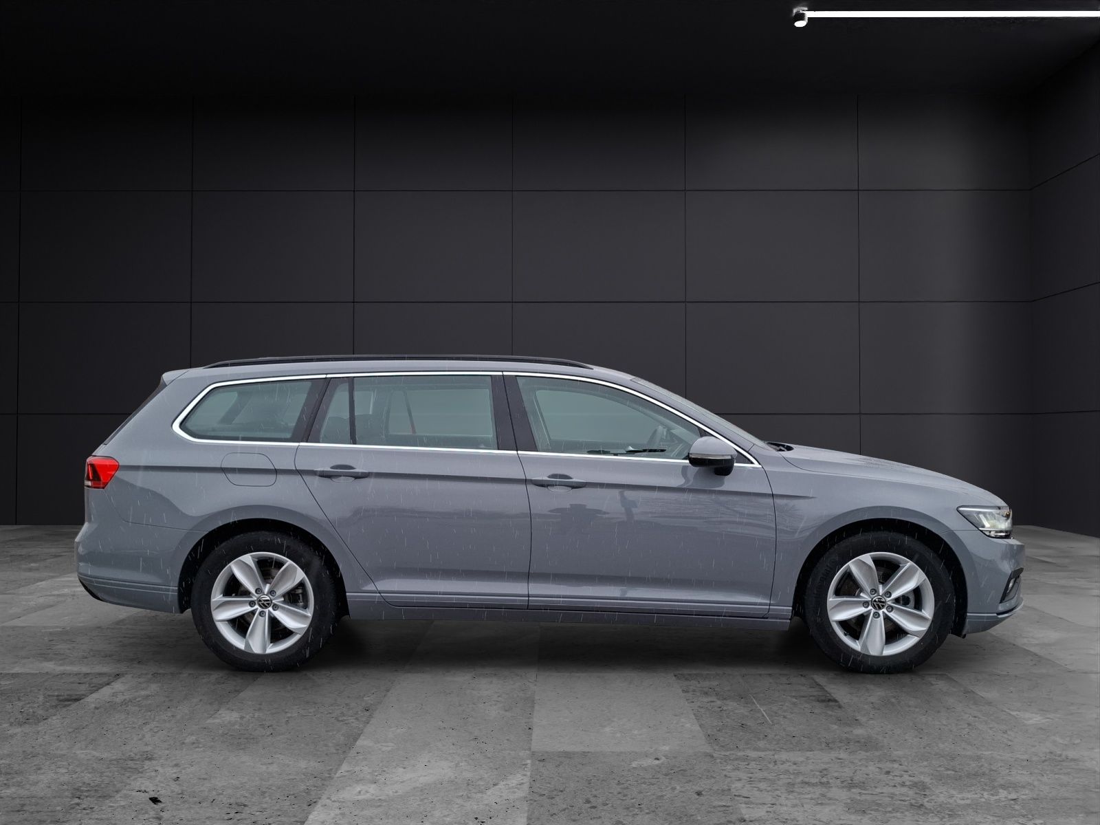 Fahrzeugabbildung Volkswagen Passat Variant TDI Business DSG 4M LED Navi ACC