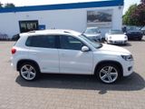 Volkswagen Tiguan Sport & Style 4Motion, Navi, R-Line, SHZ - Volkswagen Tiguan in Düsseldorf