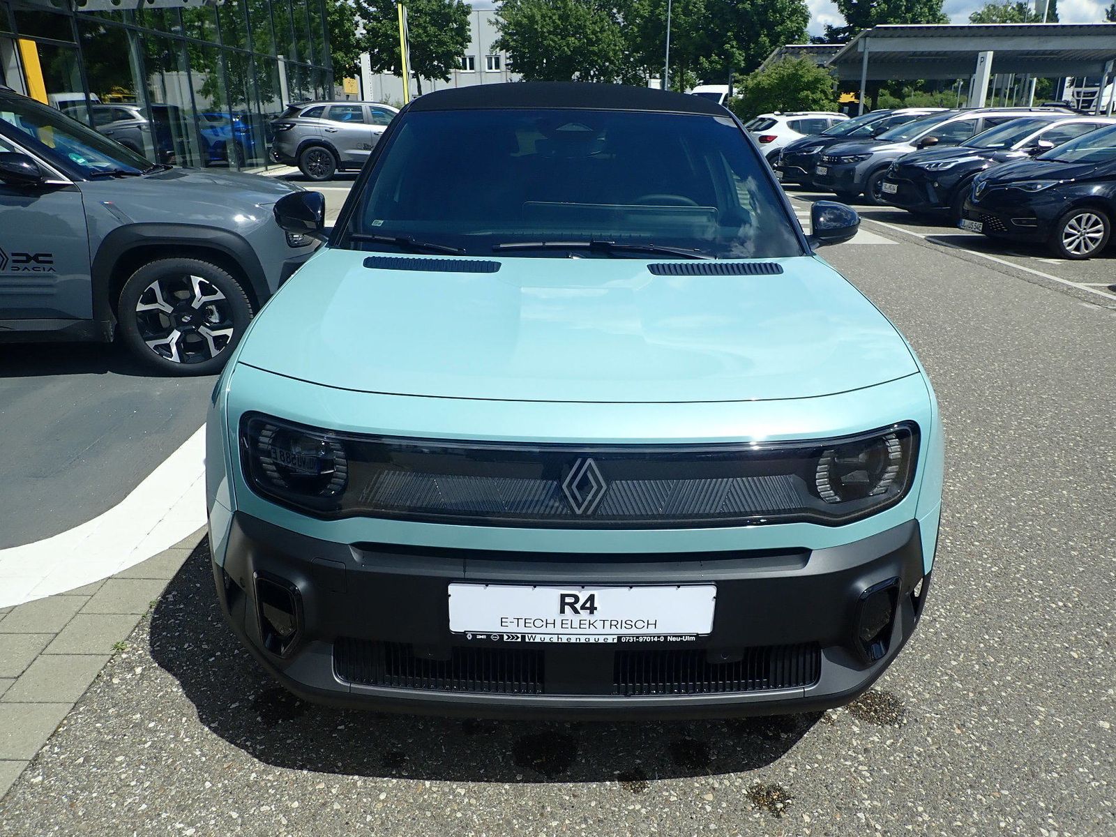Fahrzeugabbildung Renault R 4 E-Tech elektrisch Techno "plein sud" 150 Com