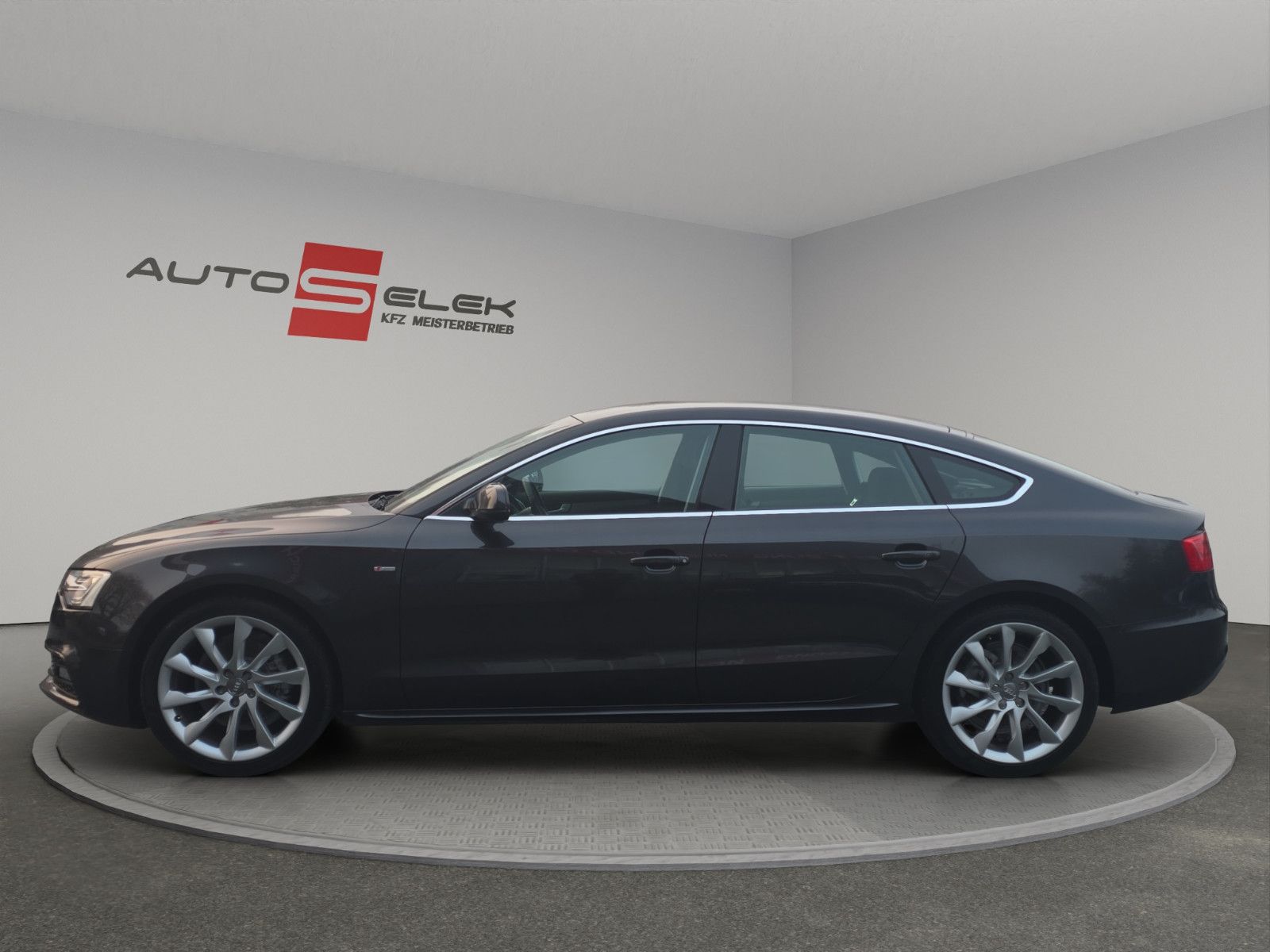 Fahrzeugabbildung Audi A5 Sportback 2.0 TDI S-LINE PDC+AHK+KLIMA