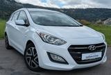 Hyundai i30 cw YES! 1,6 GDI 4 Zylinder - Hyundai i30 mit Benzin-Antrieb: Kombi, 1.6