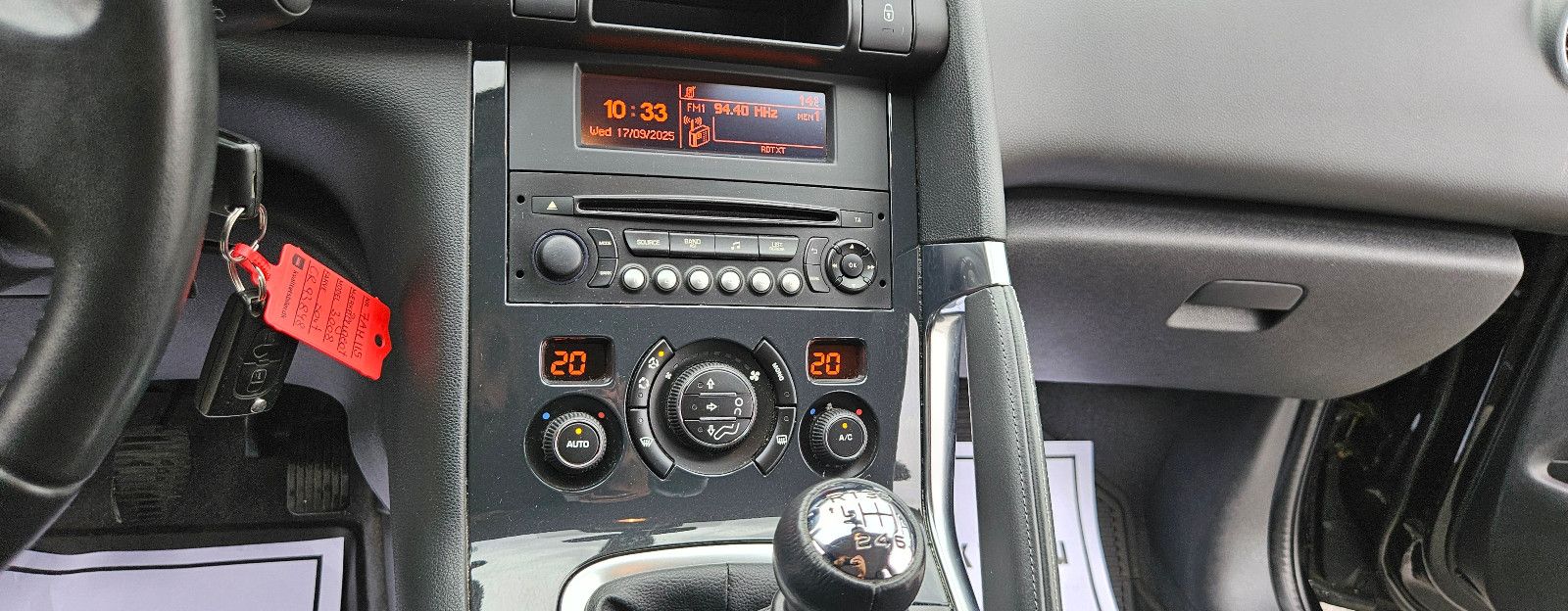 PEUGEOT 3008 Active AHK Euro6 Klimaautomatik Sitzheizung