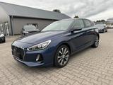 Hyundai i30 Intro - Hyundai i30 Intro mit Benzin-Antrieb