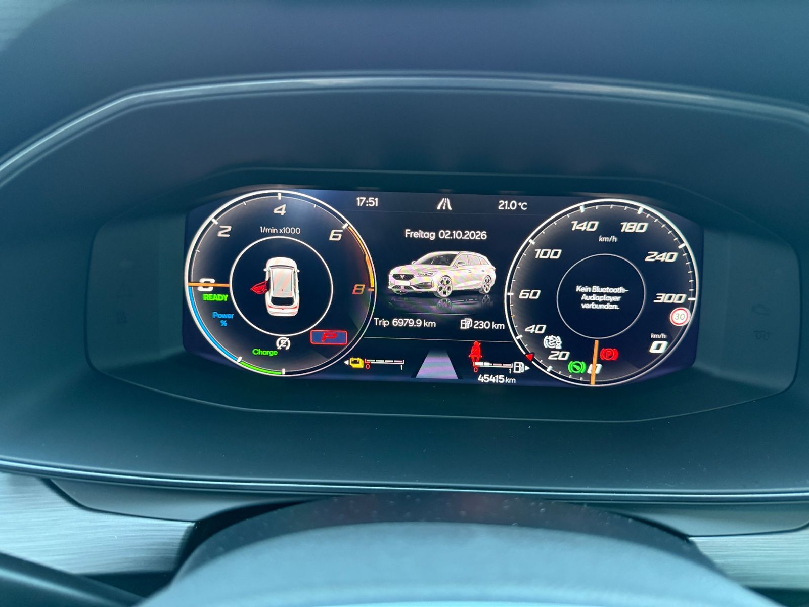 Fahrzeugabbildung CUPRA Leon 1.4 e-Hybrid VZ SHZ NAVI DAB