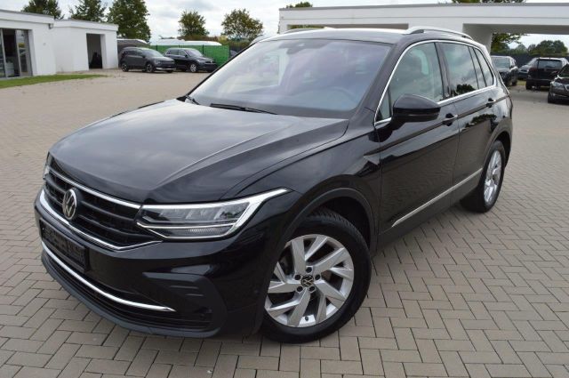 Volkswagen Tiguan 1.5 TSI OPF DSG MOVE LED NAVI Kamera AHK