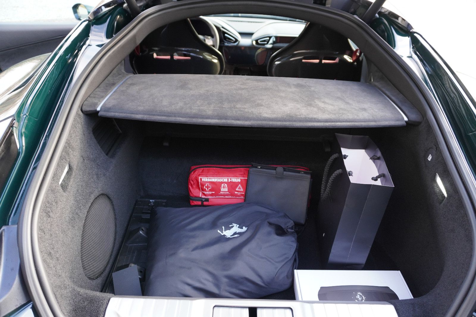 Fahrzeugabbildung Ferrari *Ferrari Historical Colour-Verde British Racing*