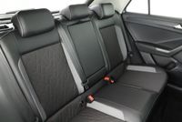 Volkswagen T-Roc - Vorschau Bild 5