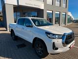 Toyota Hilux DoubleCab Comfort 2.8l-D 4x4 - Toyota Hilux aus 2025