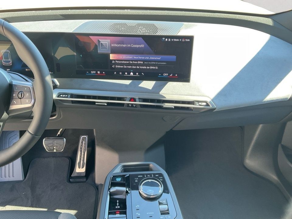 BMW iX - Bild 12