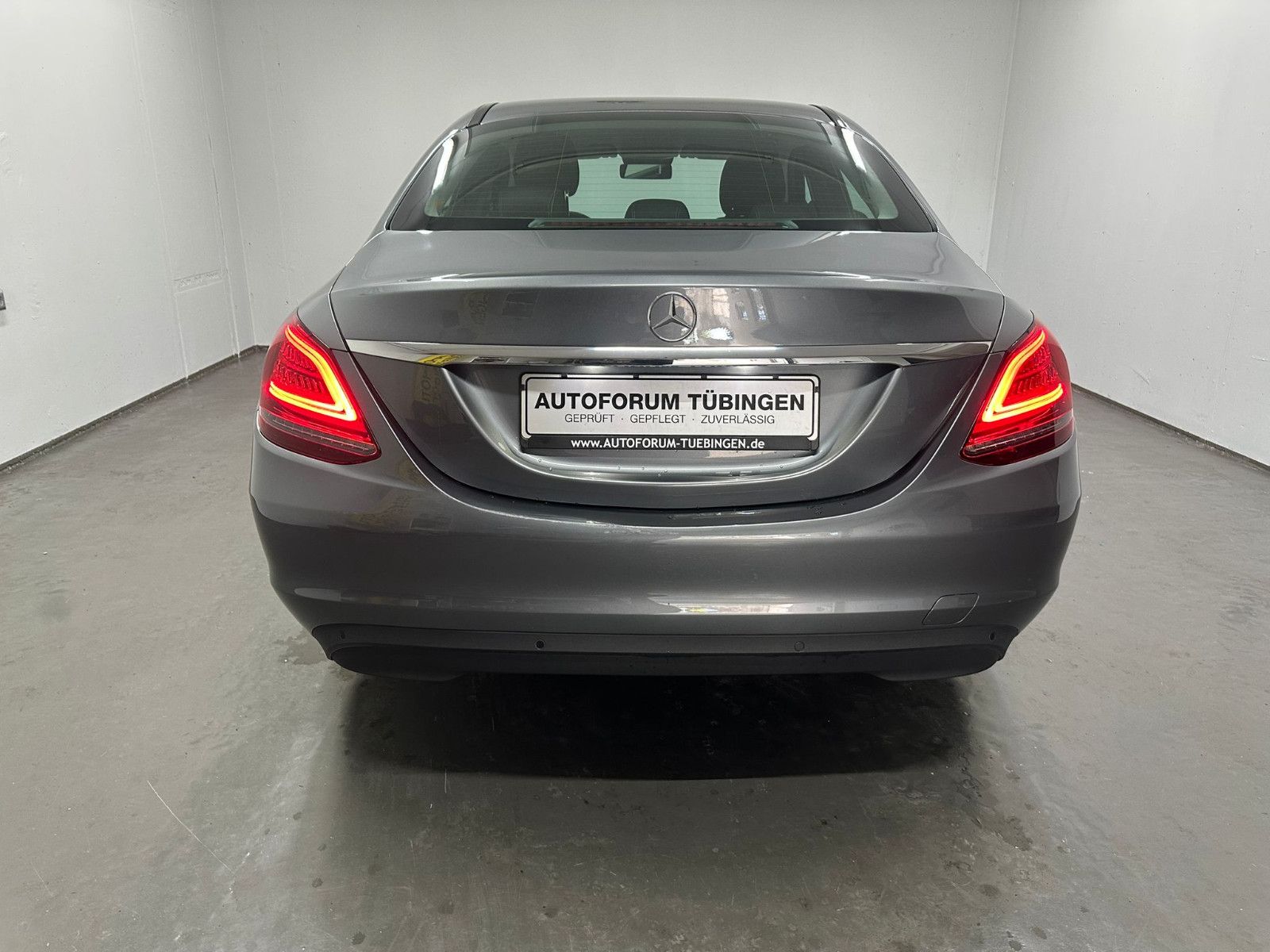 Fahrzeugabbildung Mercedes-Benz C 200 d LIMO*SH*NAVI*TEMPO*KLIMA*LED*