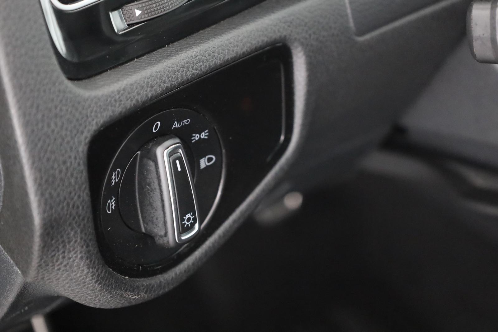 Volkswagen Golf VII Variant 1.0 TSI Join Navi Sitzheizung