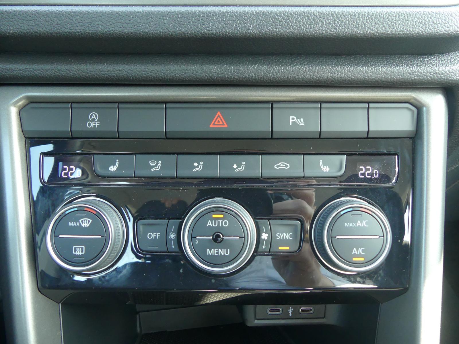 Volkswagen T-Roc 1.5 16V TSI Style DSG LED Navi ACC Kamera, миниатюра 14