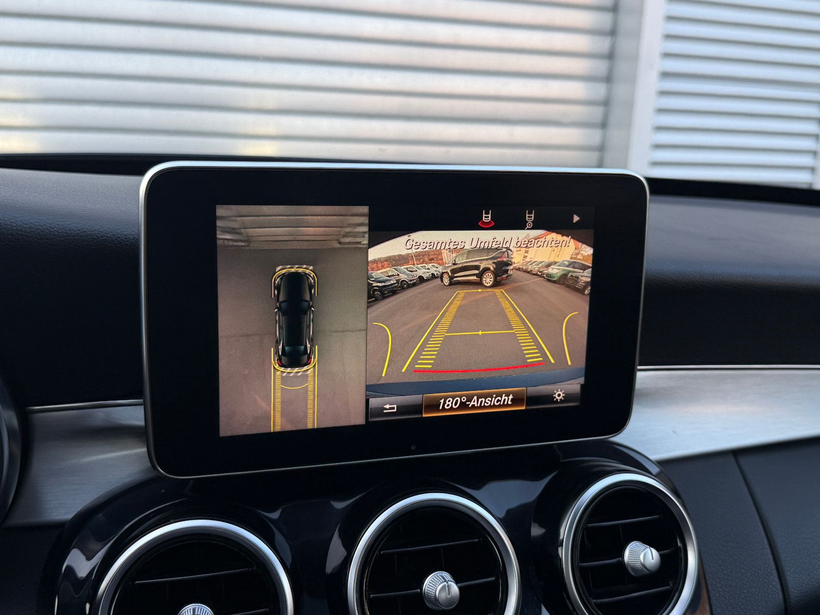 Fahrzeugabbildung Mercedes-Benz C 200 d Limo 9G-Tronic Avg GRA Pano 360°Kamera