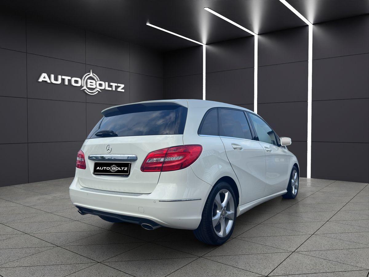 Mercedes-Benz B 180 Bi-Xenon  NAVI Park-Assistent AHK SHZ