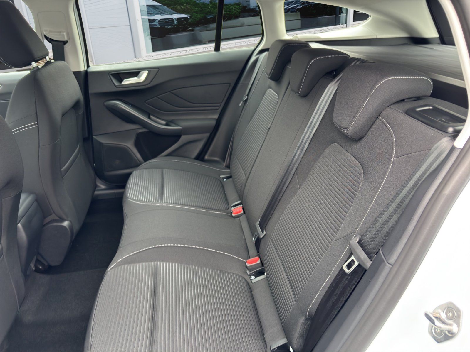 Fahrzeugabbildung Ford Focus Titanium #Winterpaket