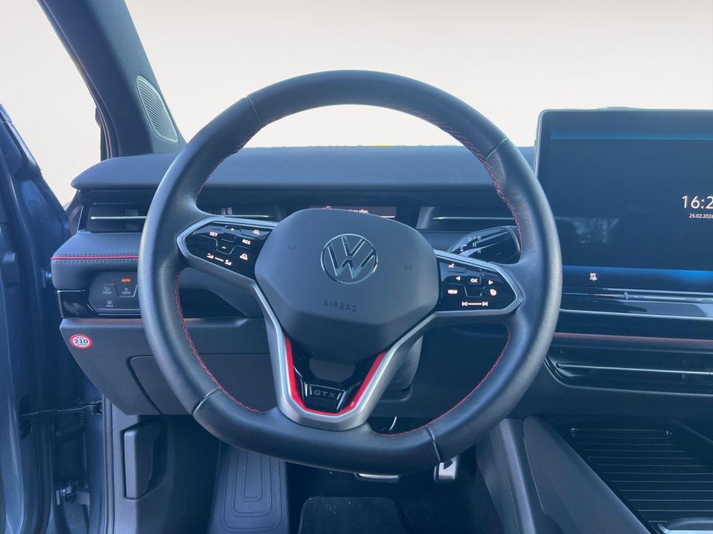 Fahrzeugabbildung Volkswagen ID.7 Tourer 4Motion GTX DCC Easy Open