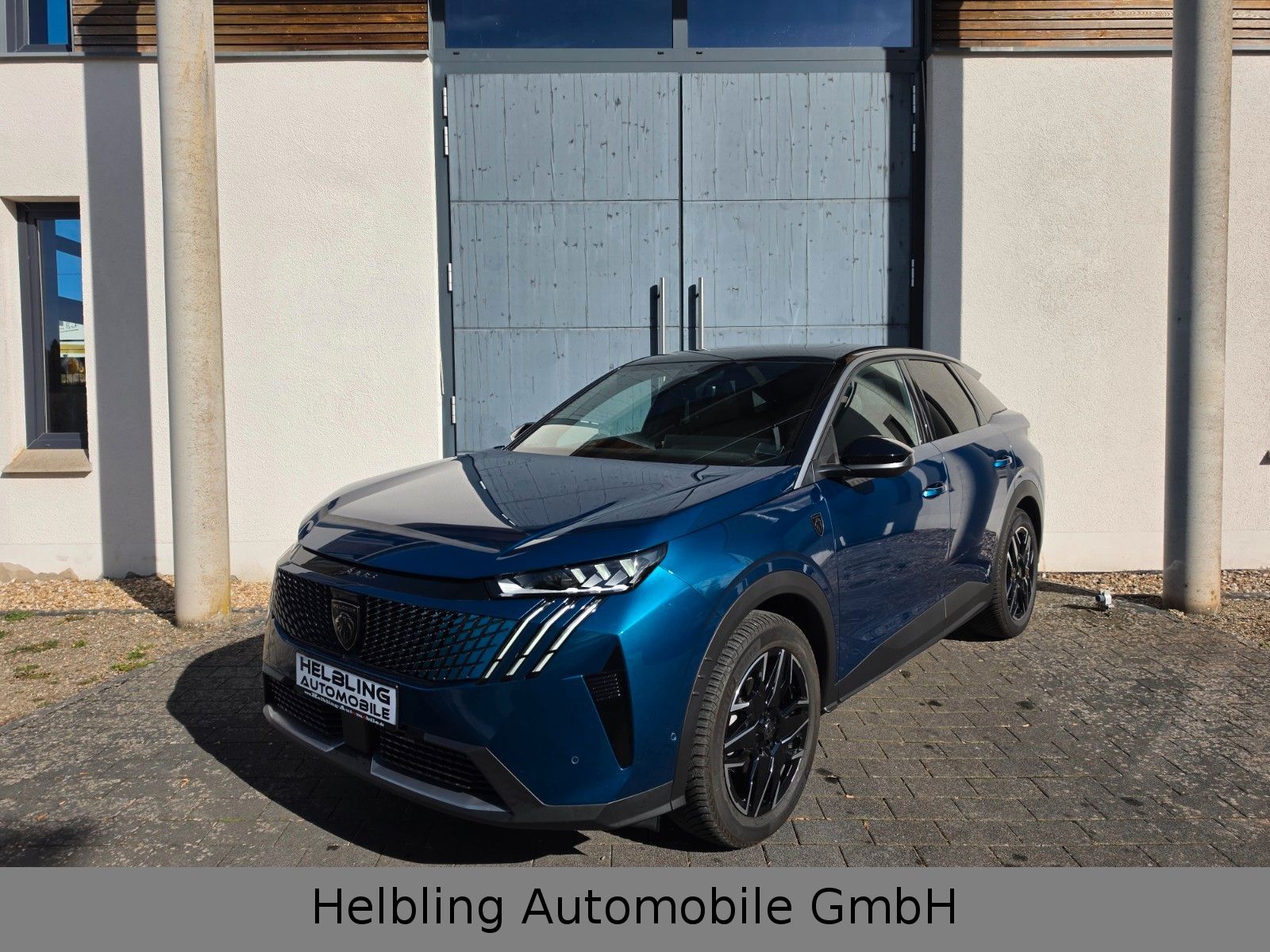 Peugeot 3008 Hybrid 145 GT Exclusive Pano 360° CAM