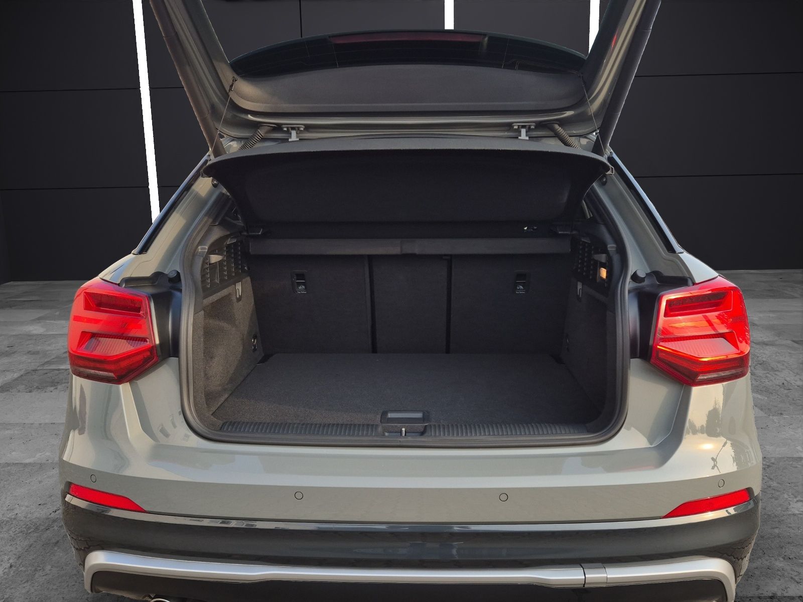 Fahrzeugabbildung Audi Q2 40 TFSI quattro sport S-line LED Navi GRA RFK