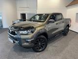 Toyota Hilux 2.8 D 4X4 DoKa INVINCIBLE NAVI LEDER AHK - gebrauchte Toyota Hilux aus dem Jahr 2023