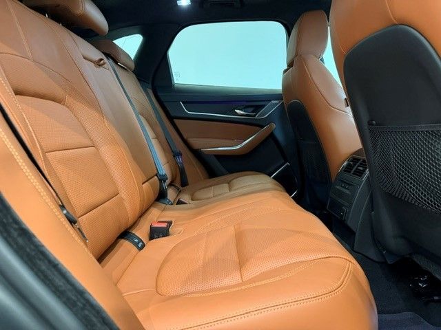 Jaguar F-Pace - Bild 5